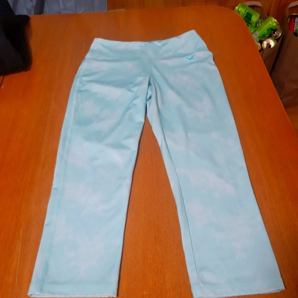 Hollister capris